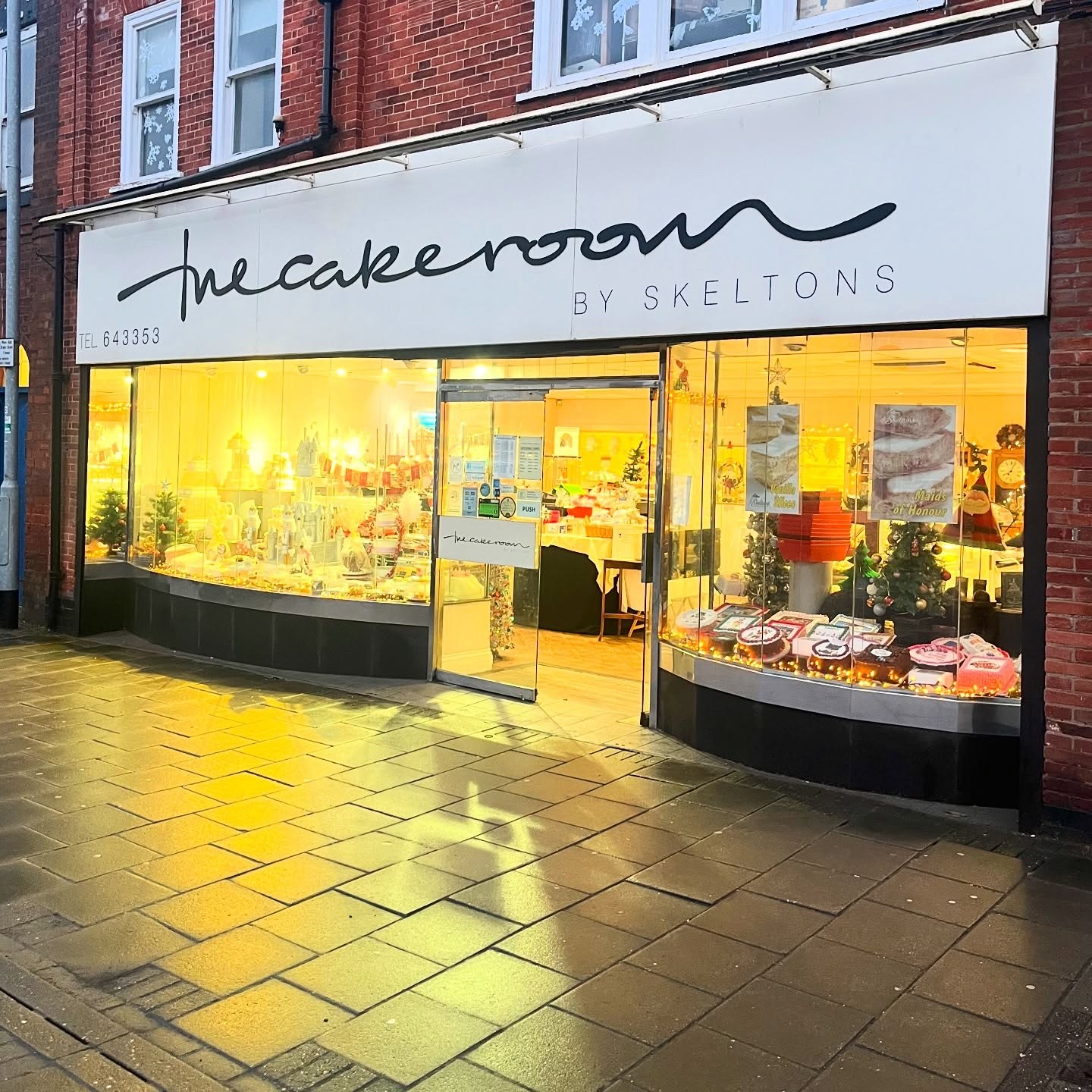 The Cake Room Hessle shopfront