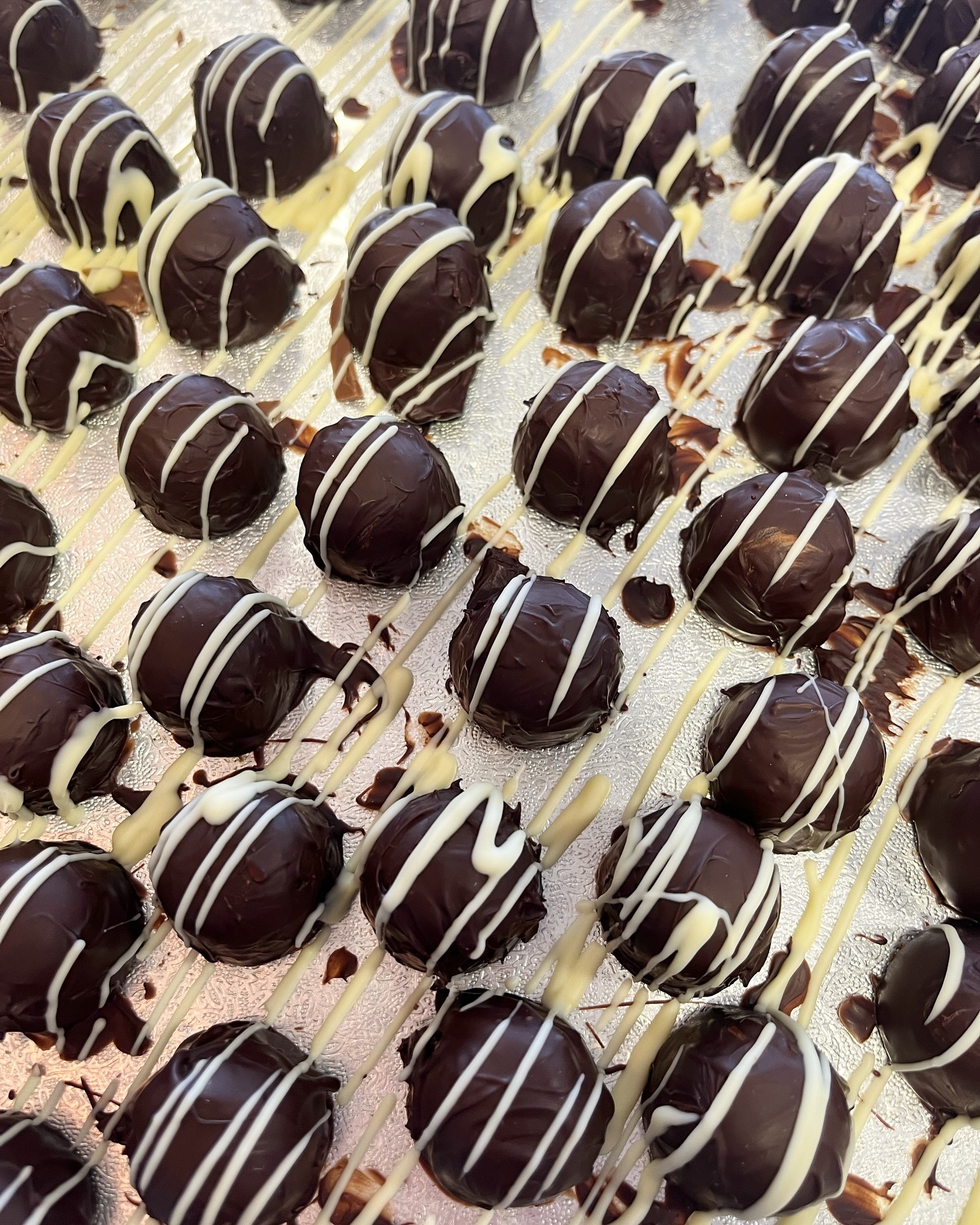 Dark chocolate truffles