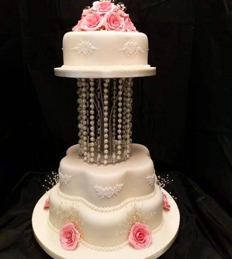 Tiered wedding cake with pearls
