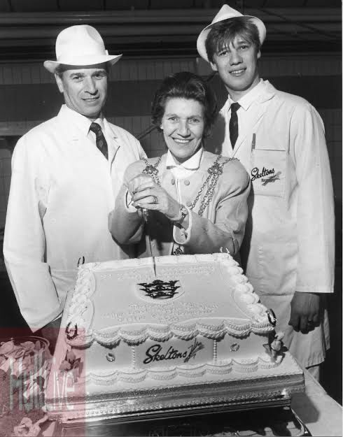 A celebration cake marking a special occasion in Skeltons' history